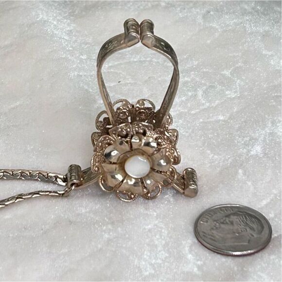 Rare Vtg Glove Purse Scarf Opera Size 3 1/4" Gold-tone Floral Engraved MOP Inset - Picture 1 of 14